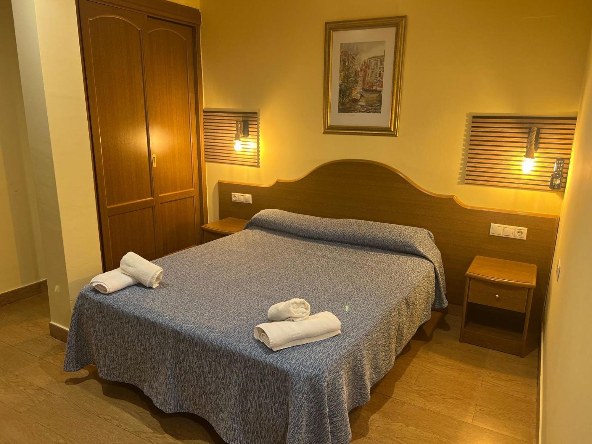 Hotel Portofino By Insidehome Empuriabrava Eksteriør bilde