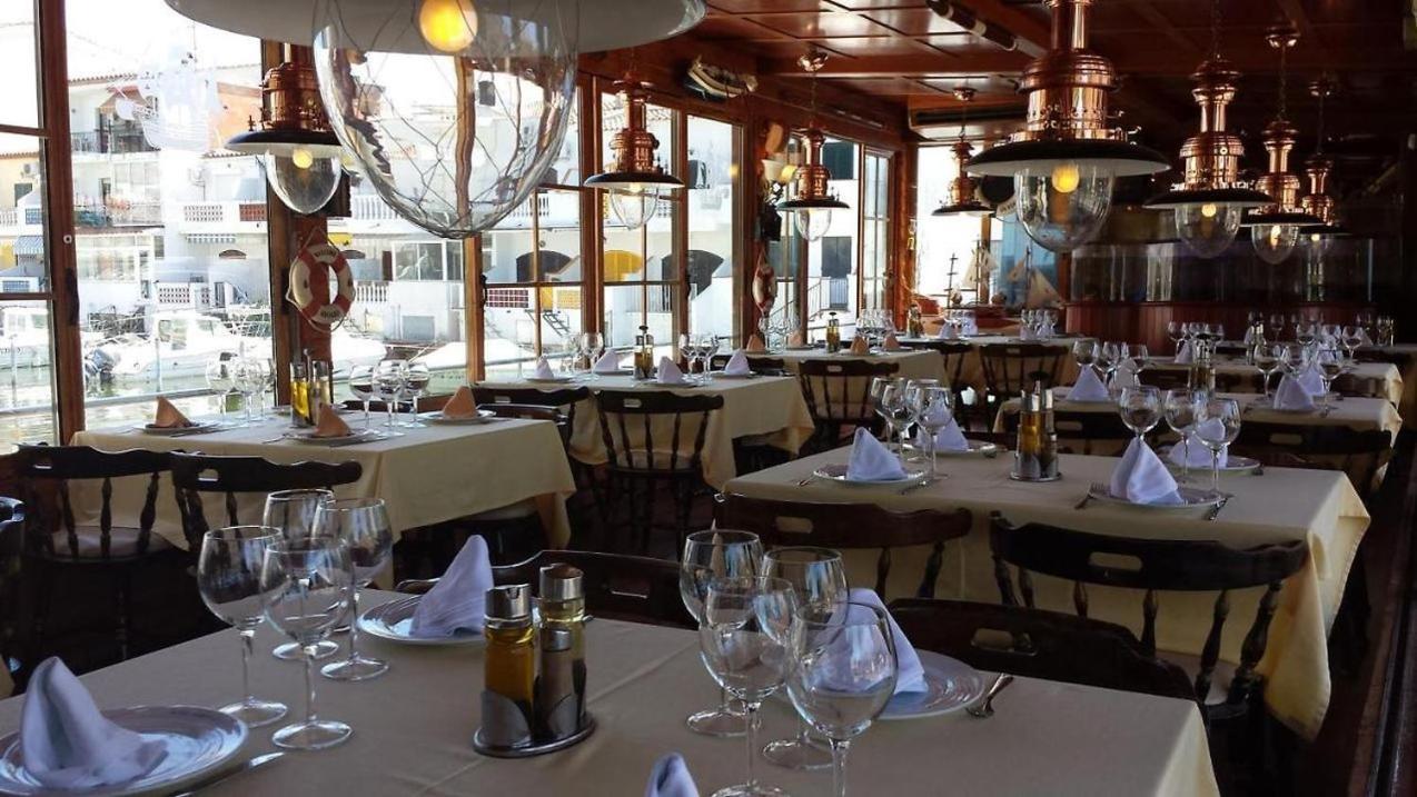 Hotel Portofino By Insidehome Empuriabrava Eksteriør bilde